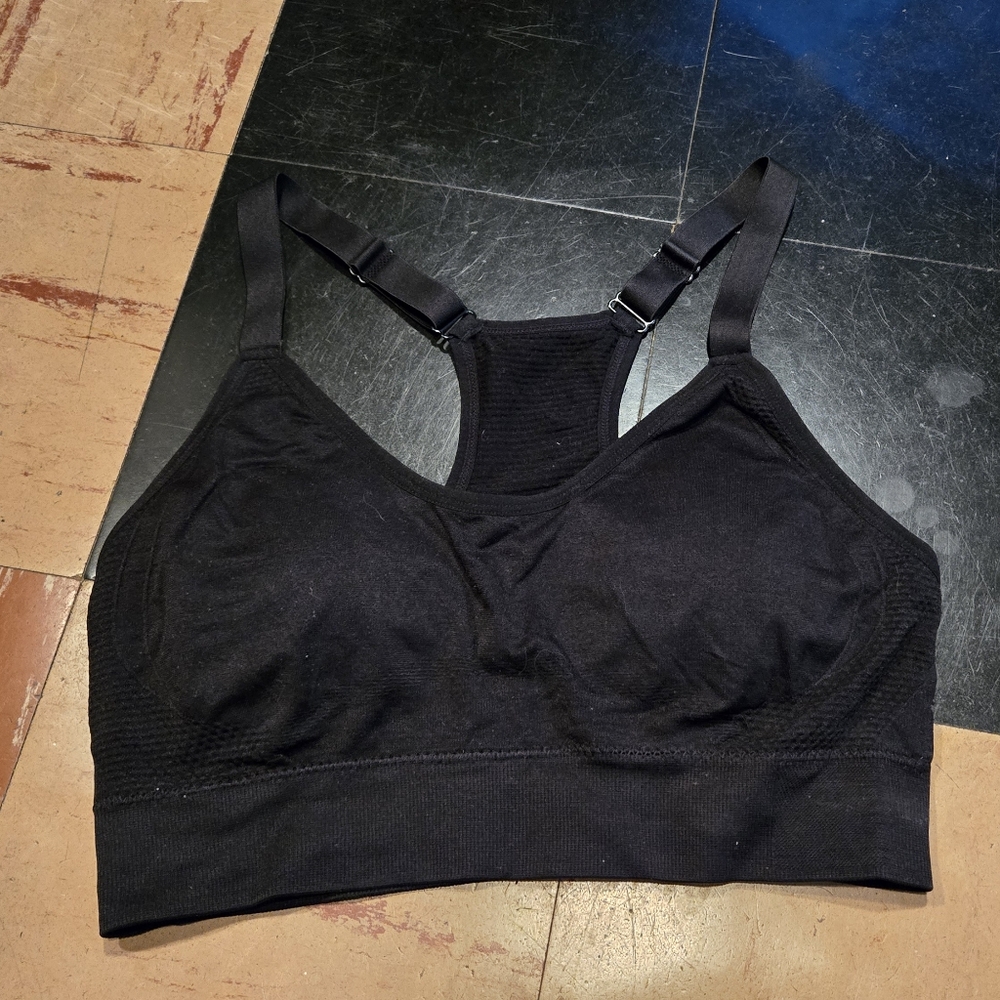 Black Sports Bra